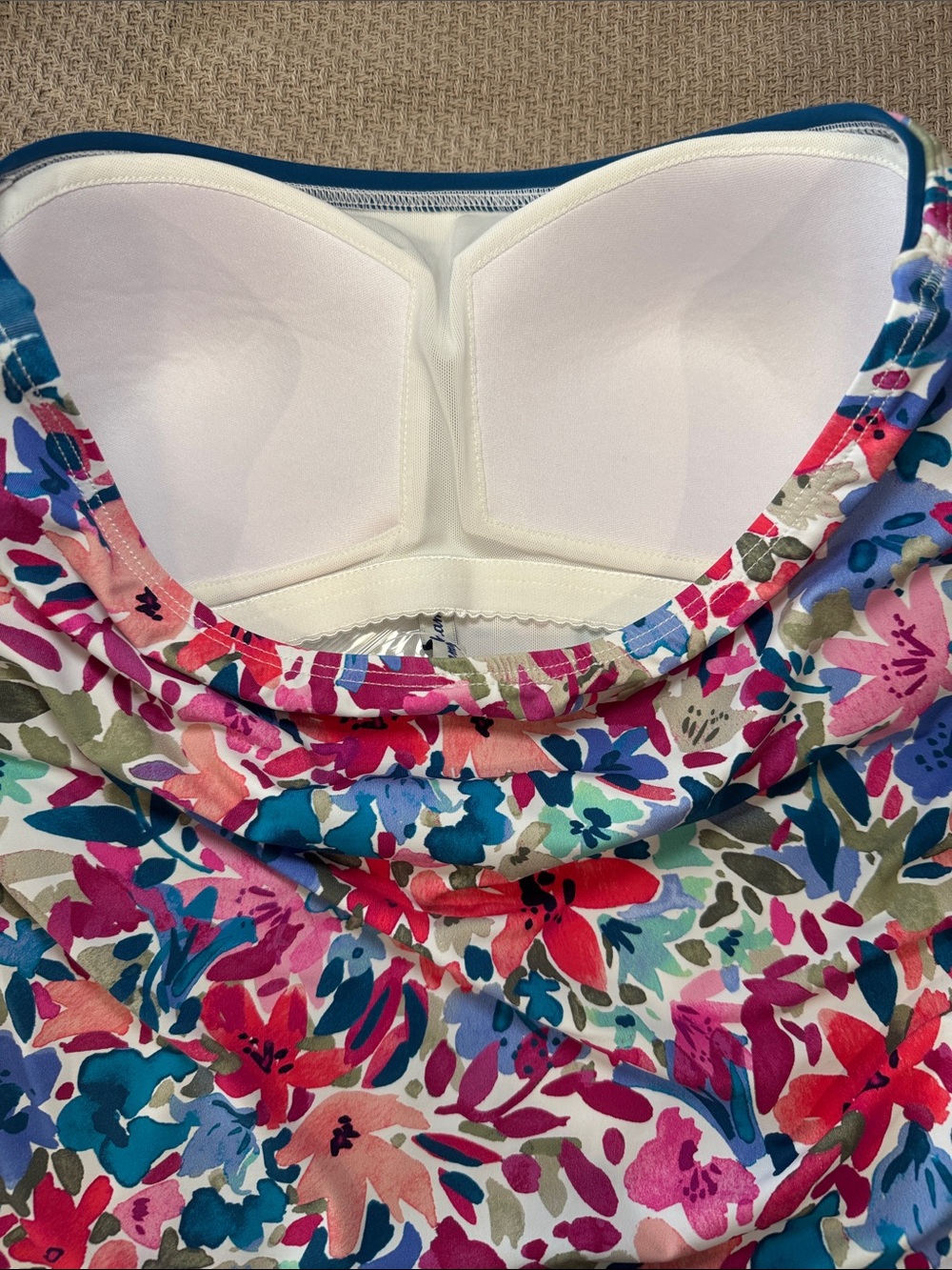 NWT Tommy Bahama Watercolor Floral Bandeau Tankini Top. Size M - Picture 5 of 6
